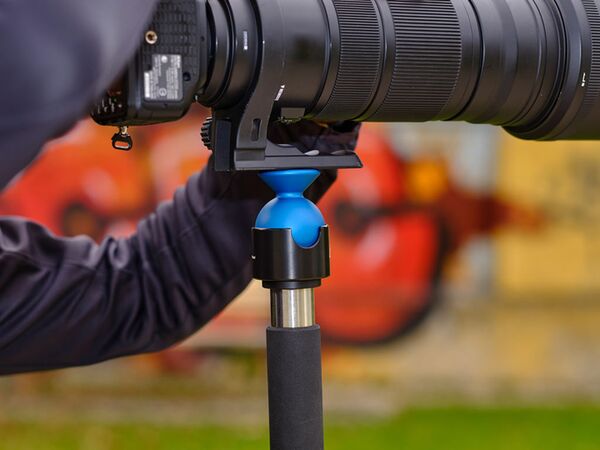 Novoflex MagicBall FREE 50 (M) Set bestehend aus: Kugel, Gehäuse, Schale und Stützfuß 