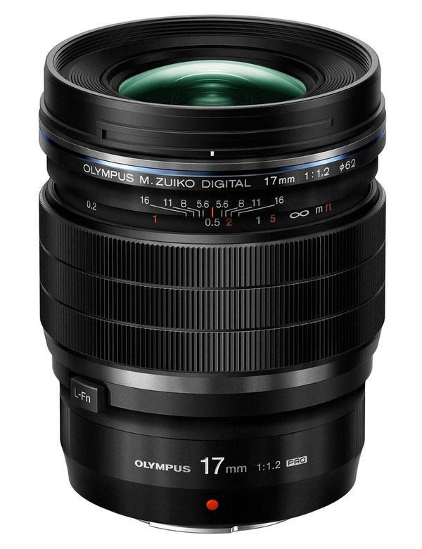 Olympus M.Zuiko AF 17mm f/1,2 PRO ED inkl. Gegenlichtblende  Micro Four Thirds
