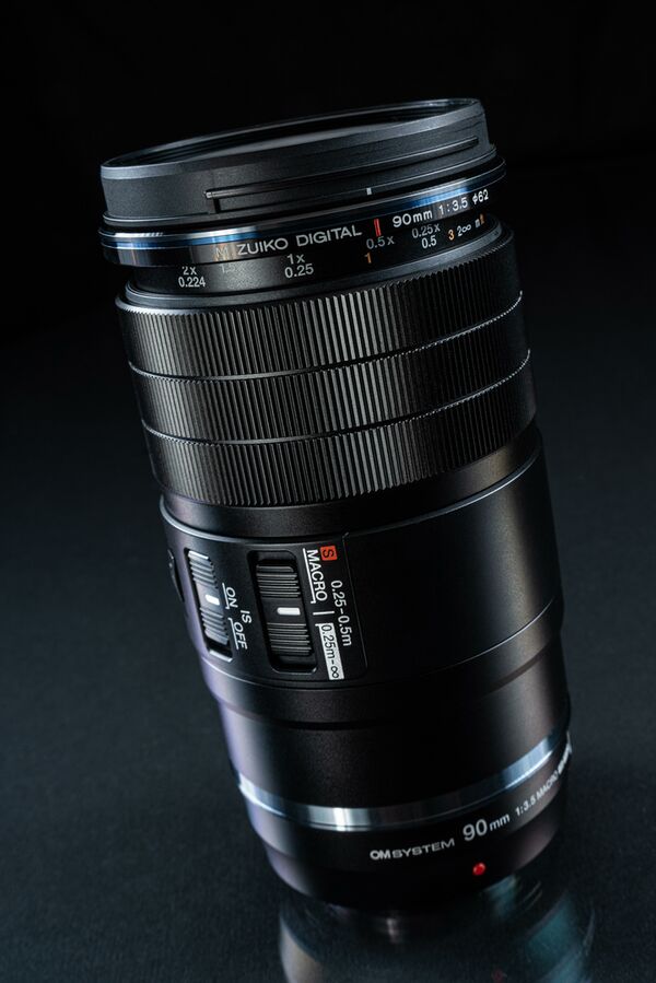 OM SYSTEM M.Zuiko AF 90mm f/3,5 ED Makro IS PRO  MFT