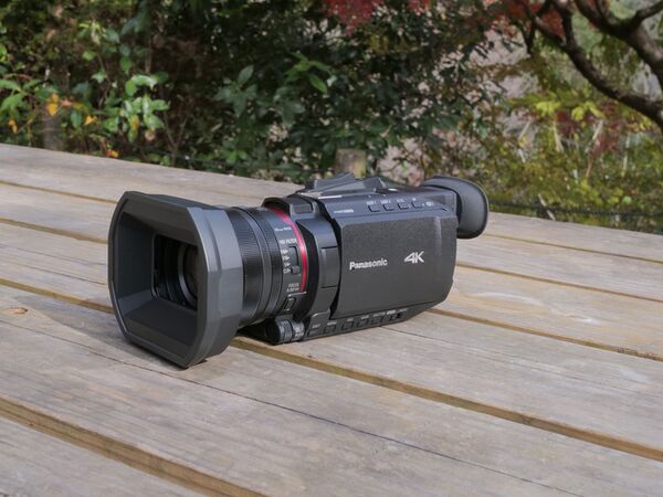 Panasonic HC-X1600 