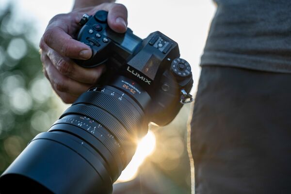 Panasonic Leica DG Vario-Summilux 25-50mm f/1.7  Micro Four Thirds