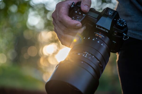 Panasonic Leica DG Vario-Summilux 25-50mm f/1.7  Micro Four Thirds