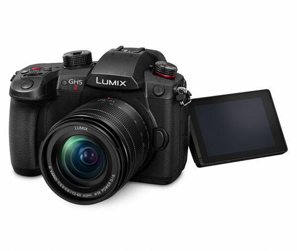 Panasonic Lumix DC-GH5 II +  AF 12-60mm G Vario Asph. 