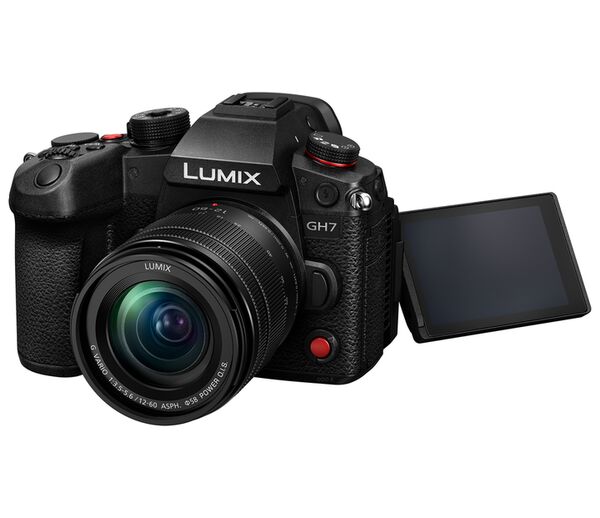 Panasonic Lumix DC-GH7 + AF 12-60mm f/3,5-5,6 G Vario Asph. OIS 