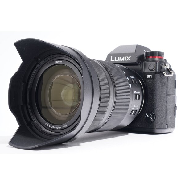 Panasonic Lumix DC-S1 + Lumix S 24-105mm f/4,0 Macro O.I.S. - Second Hand - 