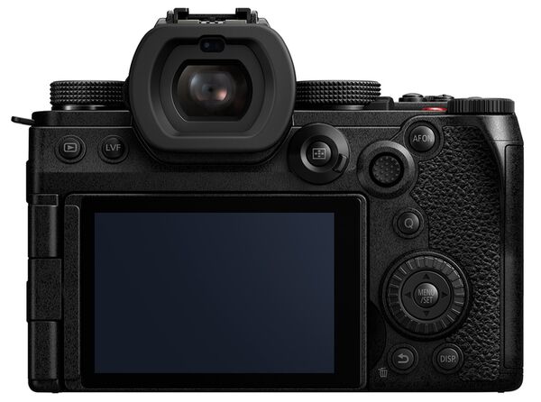 Panasonic Lumix DC-S5IIx + S 24-105mm f/4.0 Makro OIS 