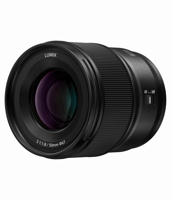 Panasonic Lumix DC-S5 + Lumix S 50mm f/1,8 
