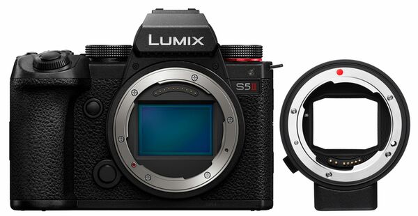Panasonic Lumix DC-S5II + Sigma Mount Adapter MC-21 L-Mount/Canon EF 