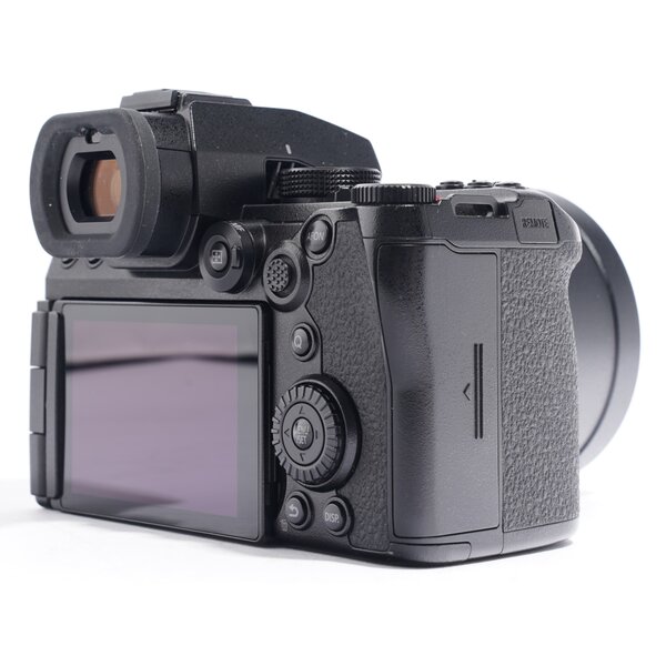 Panasonic Lumix DC-S5IIx +  Lumix S 20-60mm f/3.5-5.6 - Second Hand - 