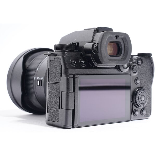 Panasonic Lumix DC-S5IIx +  Lumix S 20-60mm f/3.5-5.6 - Second Hand - 