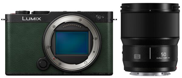 Panasonic Lumix DC-S9 + Lumix S 50mm f/1,8  Olive