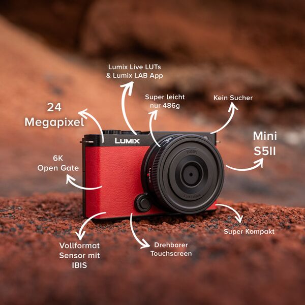 Panasonic Lumix DC-S9  Nachtblau