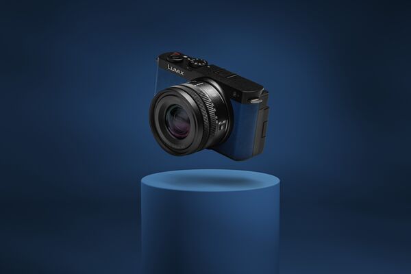 Panasonic Lumix DC-S9  Nachtblau
