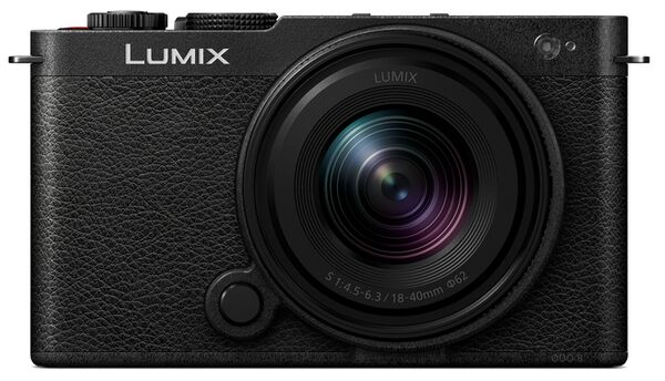Panasonic Lumix DC-S9 + S 18-40mm f/4.5-6.3  schwarz