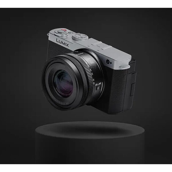 Panasonic Lumix DC-S9  silber/schwarz