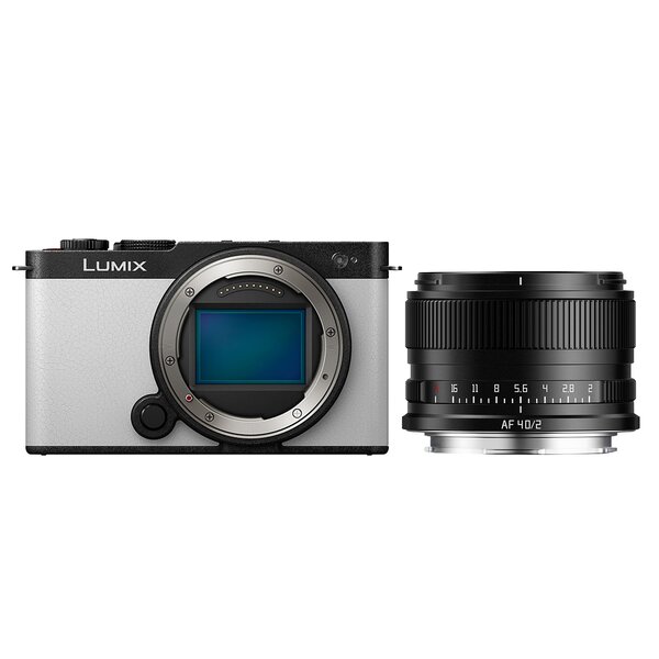 Panasonic Lumix DC-S9 + TTArtisan AF 40mm f/2  smokey white