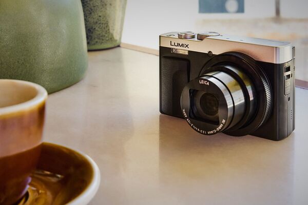Panasonic Lumix DMC-TZ99  silber / schwarz