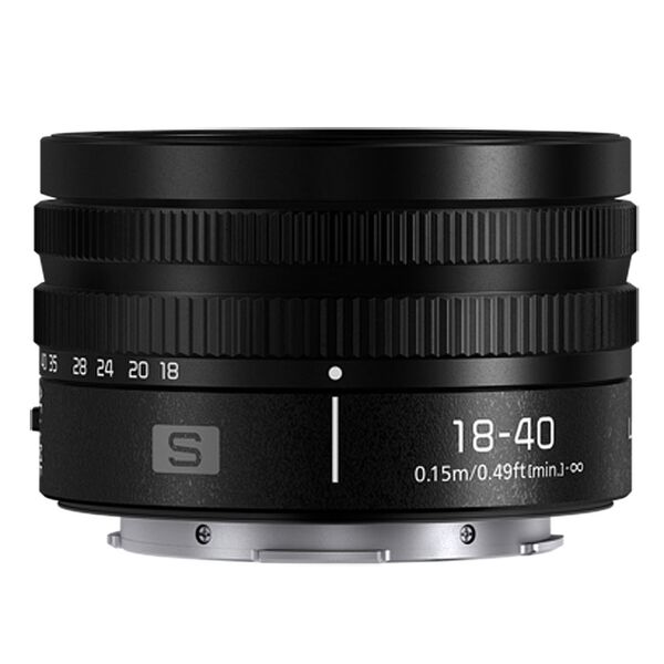 Panasonic Lumix S 18-40mm f/4.5-6.3  L-Mount