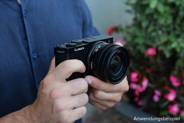 Panasonic Lumix S 18-40mm f/4.5-6.3  L-Mount