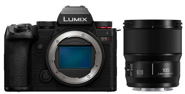 Panasonic Lumix DC-S5II + S 100mm f/2.8 Makro 