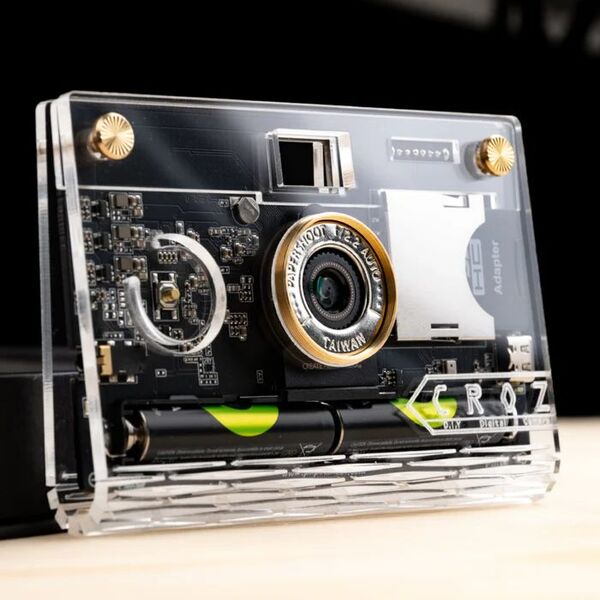 Paper Shoot Camera Bundle - CROZ  Vanguard