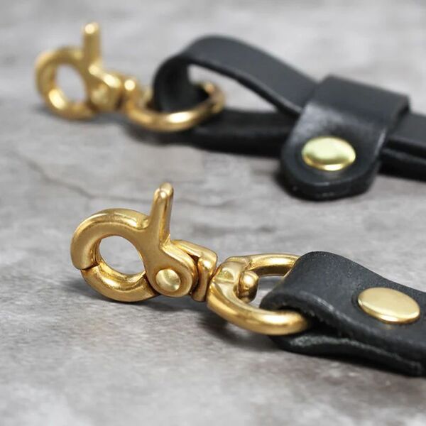 Paper Shoot Leather Strap  Black