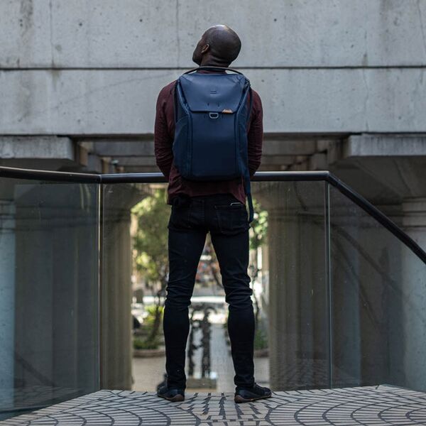 Peak Design Everyday Backpack  dunkelblau 30L