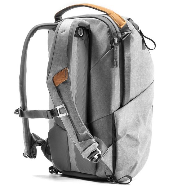 Peak Design Everyday Backpack V2  hellgrau 20L