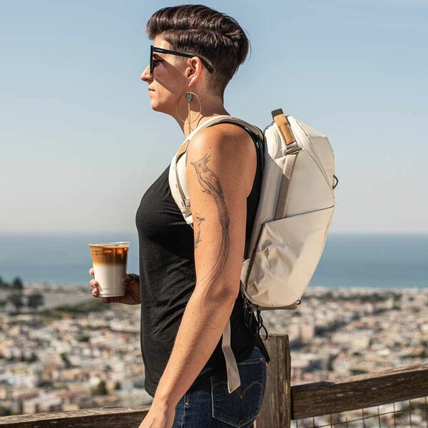 Peak Design Everyday Backpack V2 Zip  beige 15L