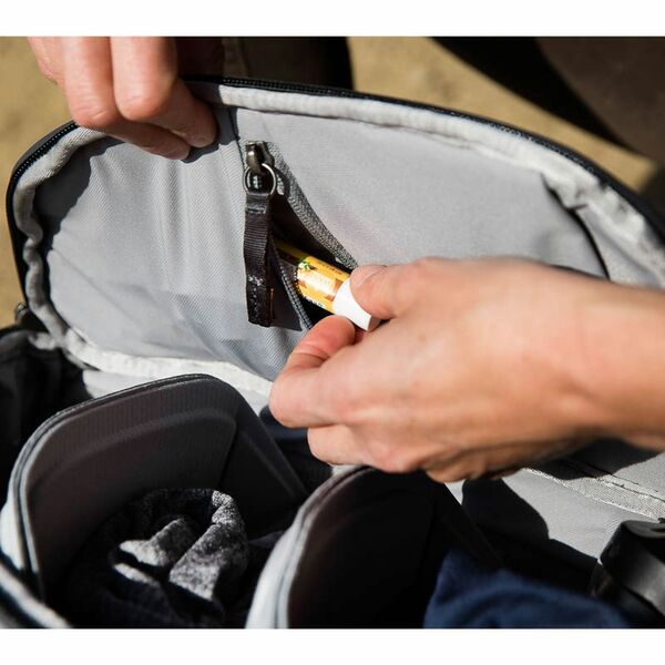 Peak Design Everyday Backpack V2 Zip  hellgrau 15L