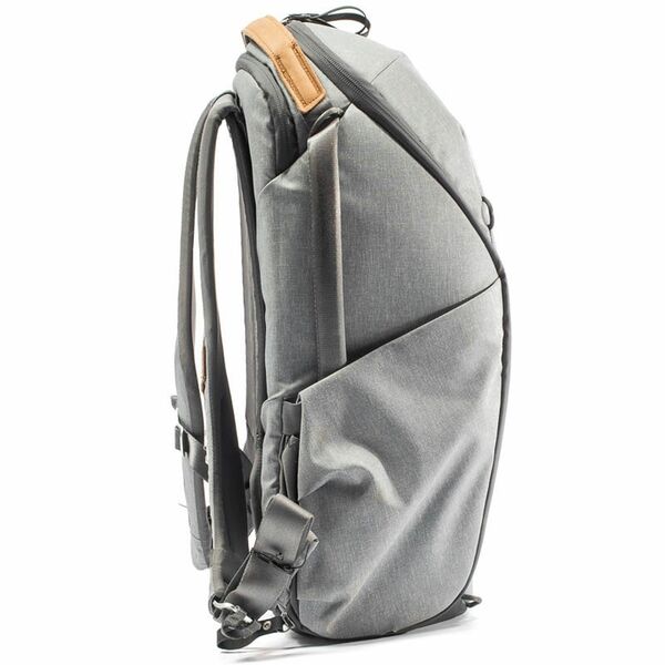 Peak Design Everyday Backpack V2 Zip  hellgrau 20L