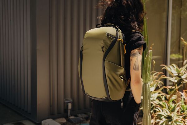 Peak Design Everyday Backpack V2 Zip  Kelp 15L