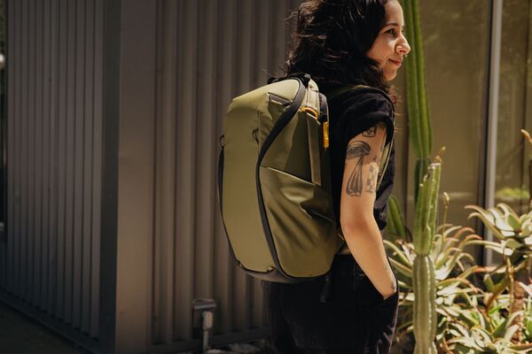 Peak Design Everyday Backpack V2 Zip  Kelp 15L