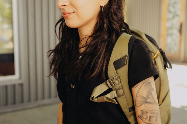 Peak Design Everyday Backpack V2 Zip  Kelp 20L