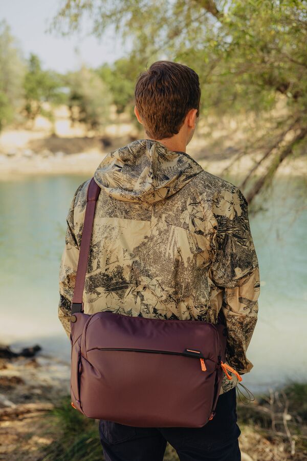 Peak Design Everyday Sling  V2  Eclipse 10L