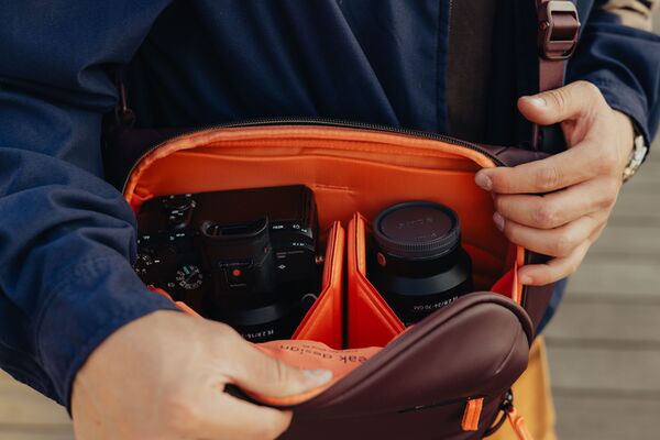 Peak Design Everyday Sling  V2  Eclipse 6L