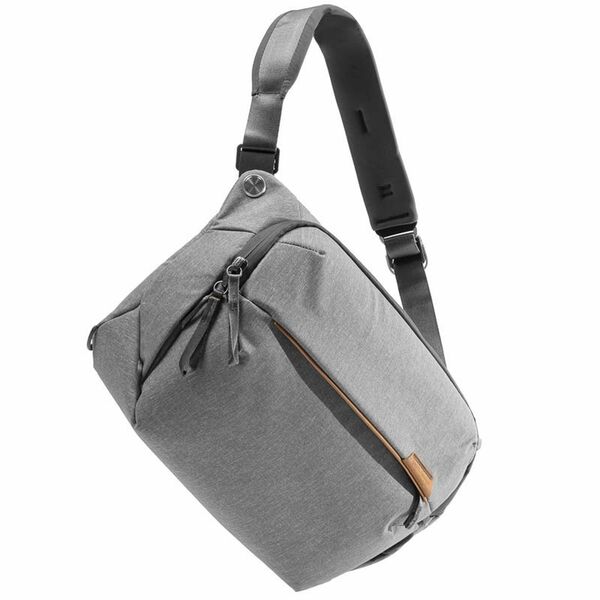 Peak Design Everyday Sling  V2  hellgrau 10L