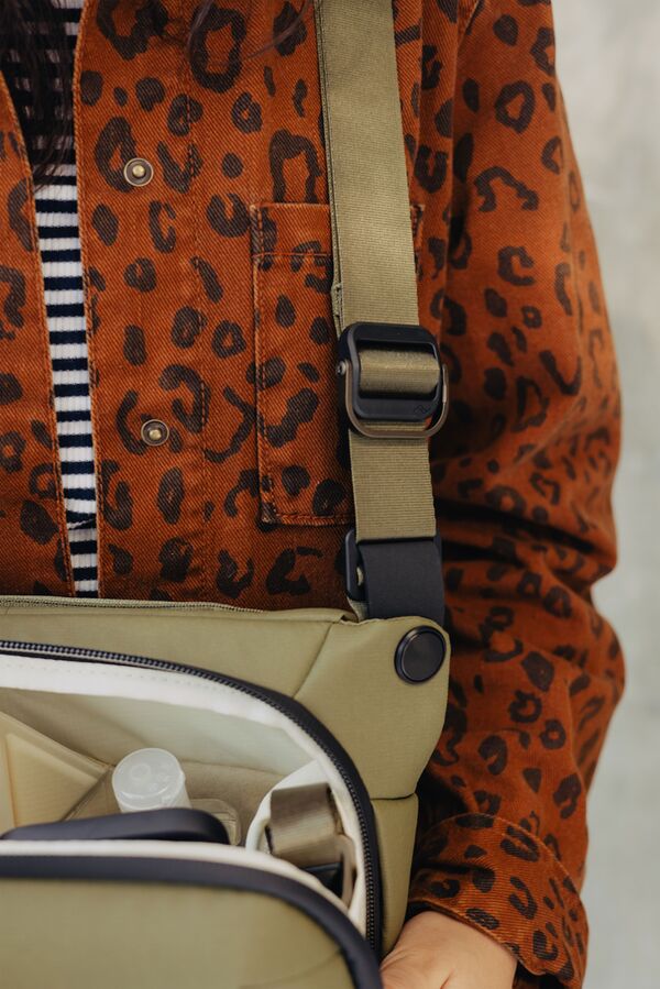 Peak Design Everyday Sling  V2  Kelp 3L