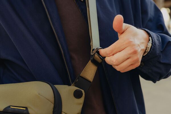 Peak Design Everyday Sling  V2  Kelp 6L