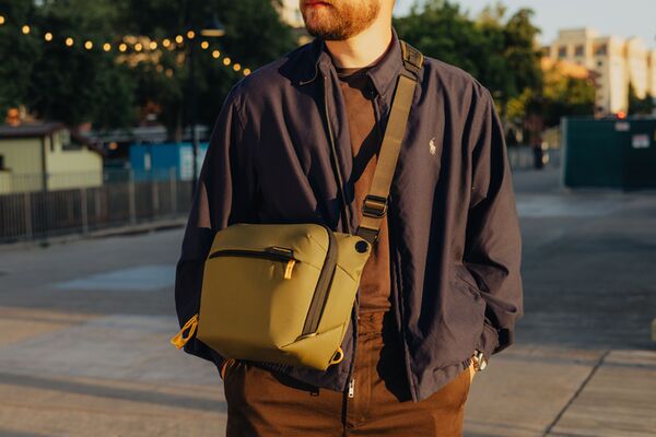 Peak Design Everyday Sling  V2  Kelp 6L