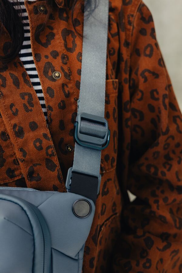 Peak Design Everyday Sling  V2  Ocean 3L