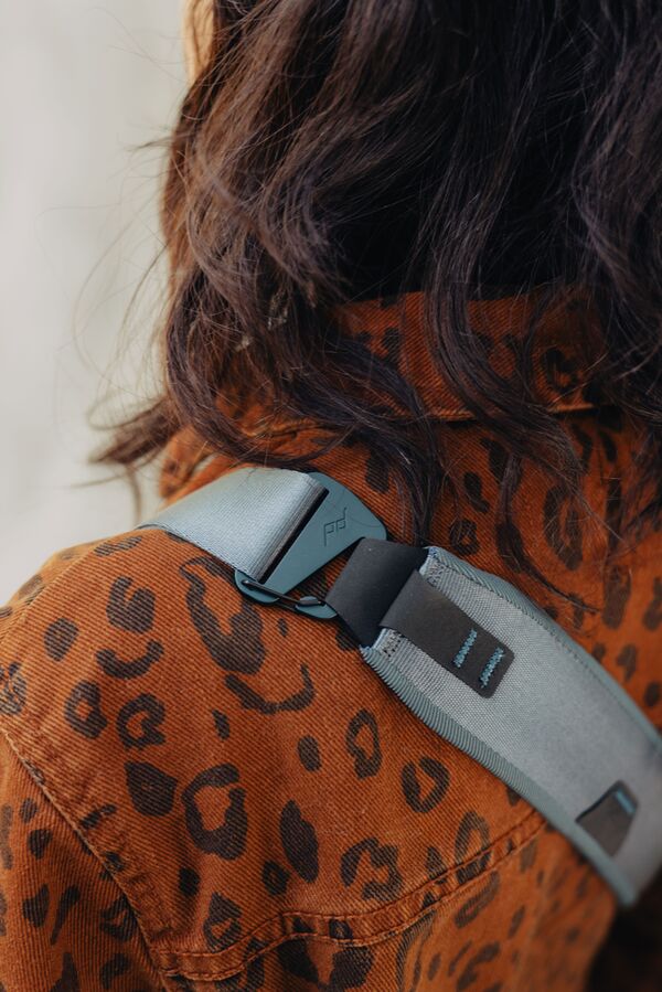 Peak Design Everyday Sling  V2  Ocean 3L