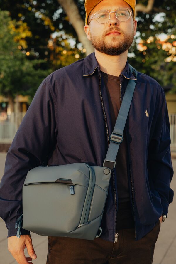 Peak Design Everyday Sling  V2  Ocean 6L