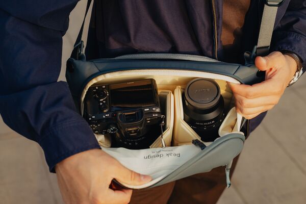 Peak Design Everyday Sling  V2  Ocean 6L