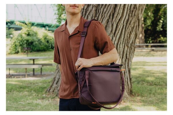 Peak Design Everyday Tote V2  Eclipse 15L