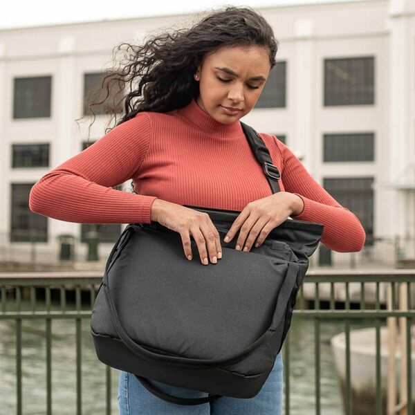 Peak Design Everyday Tote V2  schwarz 15L