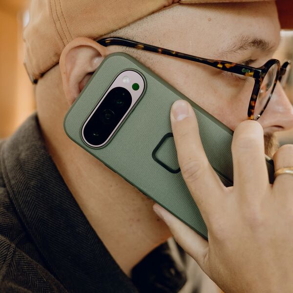 Peak Design Mobile Everyday Magnet Case für Google Pixel 9 Pro XL  Sage mit Fingerschlaufe