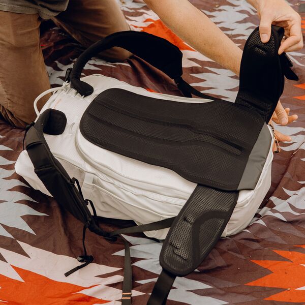 Peak Design Outdoor Backpack  Cloud 45 Liter