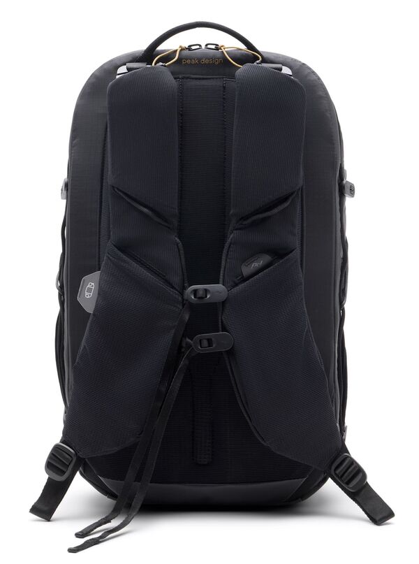 Peak Design Outdoor Backpack Zip  18 L Black