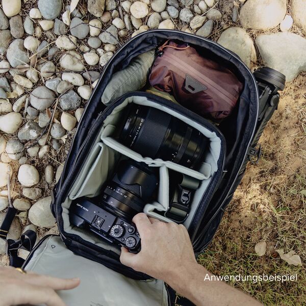 Peak Design Outdoor Backpack Zip  18 L Black